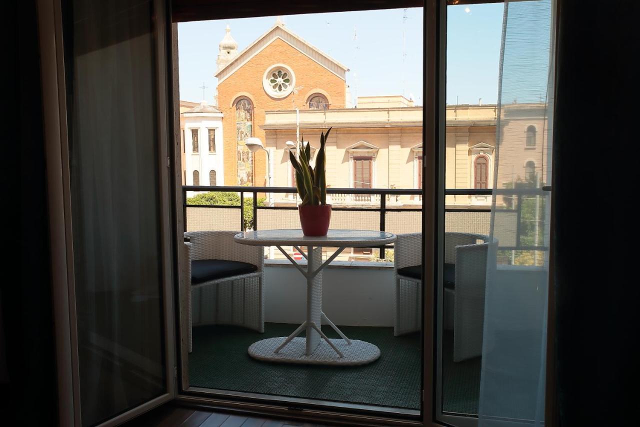 L.T. Savoia Palace & Cavour C.L. Hotel Bari Exterior photo